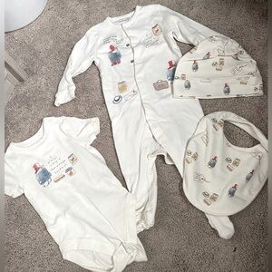 NWOT paddington bear set